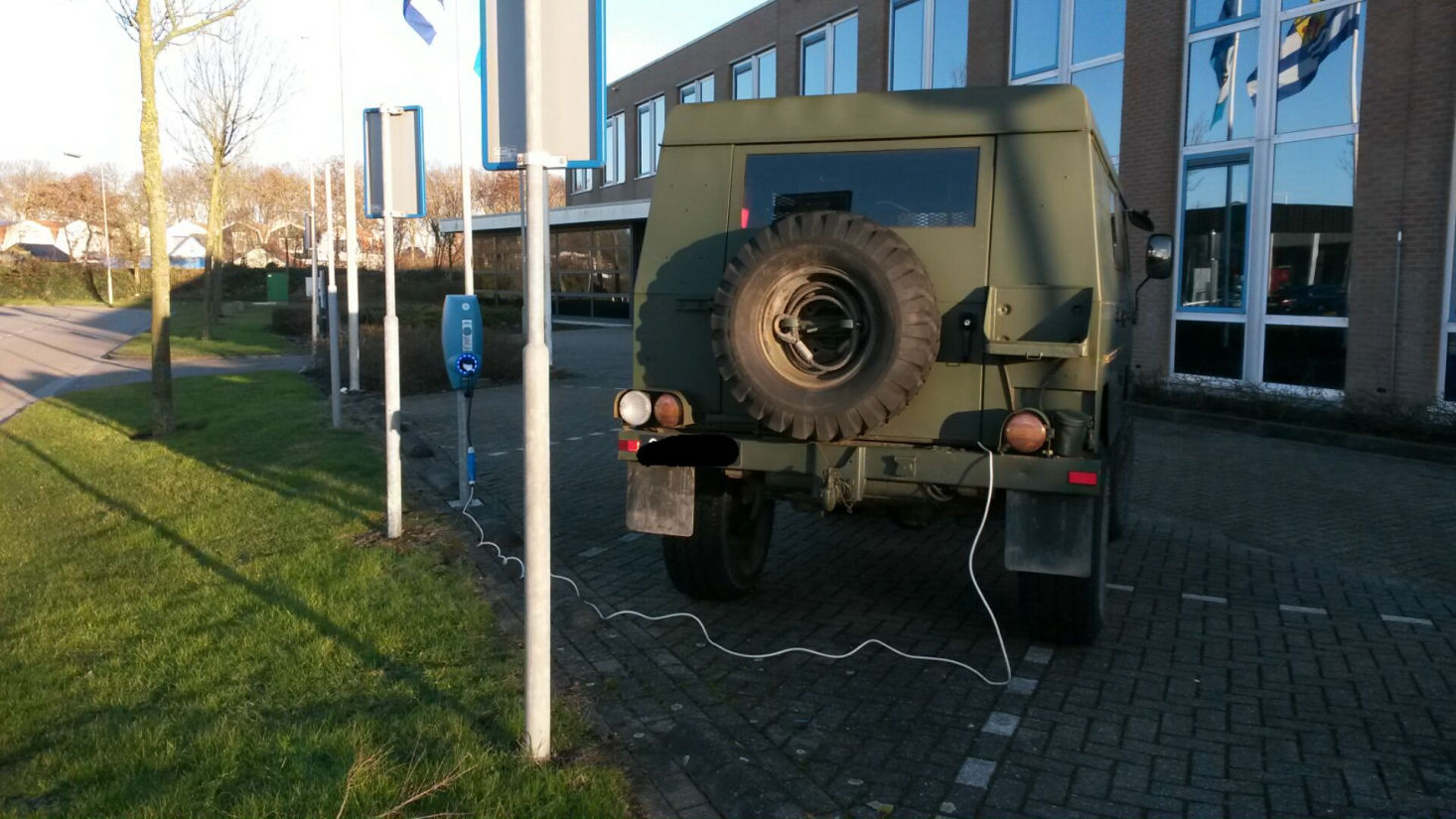 Volvo Laplander using a Adapter Type2 to CEE3 to power ancillary equipment